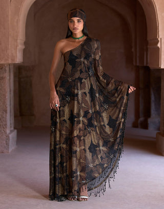 Zeina kaftan dress and headgear