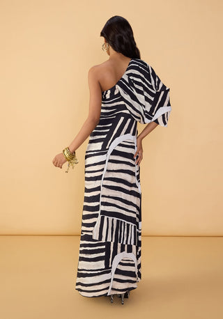 Selna black and white dress