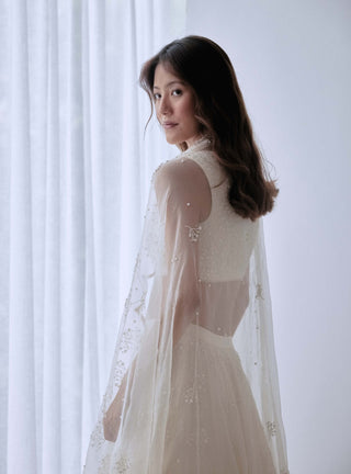 Lavanya Ahuja-Ivory Organza Lehenga Set-INDIASPOPUP.COM