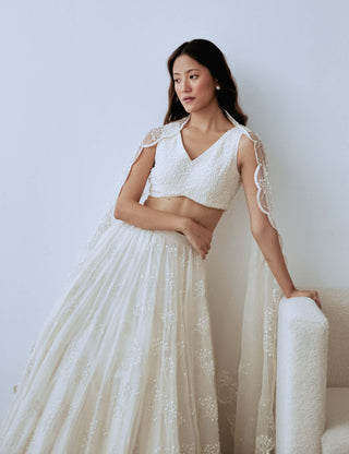 Lavanya Ahuja-Ivory Organza Lehenga Set-INDIASPOPUP.COM
