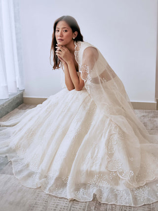 Lavanya Ahuja-Ivory Organza Lehenga Set-INDIASPOPUP.COM