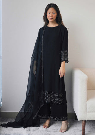 Lavanya Ahuja-Midnight Black Kurta Set-INDIASPOPUP.COM