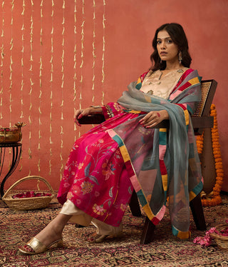 Red Shree Chintz Chanderi Kurta Set by Shivani Bhargava available on Indiaspopup.com