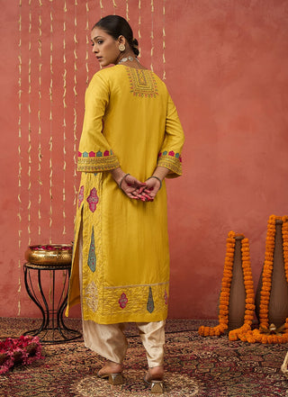 Yellow Pragaya Embroidered Silk Kali Kurta Set by Shivani Bhargava available on Indiaspopup.com