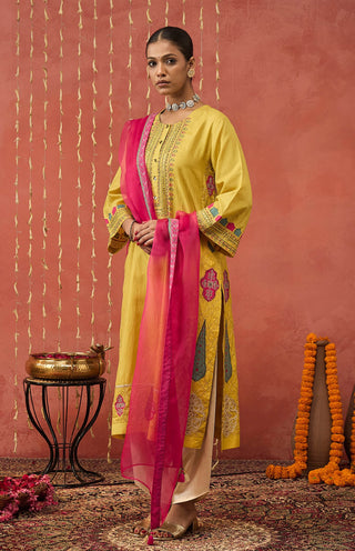 Yellow Pragaya Embroidered Silk Kali Kurta Set by Shivani Bhargava available on Indiaspopup.com