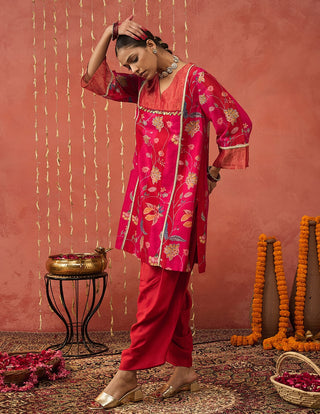 Red Rati Chintz Chanderi Short Kurta And Dhoti by Shivani Bhargava available on Indiaspopup.com