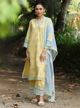 Arasi yellow embroidered kurta set