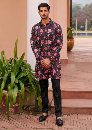 Chhavvi Aggarwal Men-Black Printed Kurta And Pants-INDIASPOPUP.COM