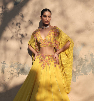 Dolly J Aurelian Yellow Cape And Lehenga Set available on indiaspopup