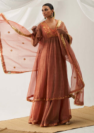 Itrh-Dilara Peach Gathered Kurta Set-INDIASPOPUP.COM