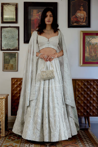 Aab White Embroidered Lehenga Set by Moledro available on Indiaspopup