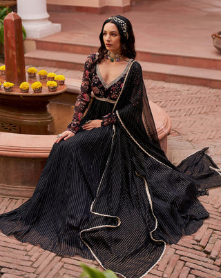 Chhavvi Aggarwal-Black Embroidered Anarkali And Dupatta-INDIASPOPUP.COM