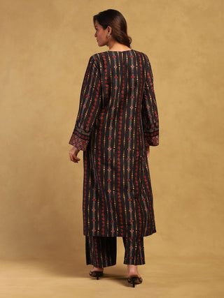 Black Kiraj Kurta Set by Ritu Kumar available on Indiaspopup