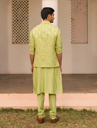 Chhavvi Aggarwal Men-Green Kurta Set And Bundi-INDIASPOPUP.COM