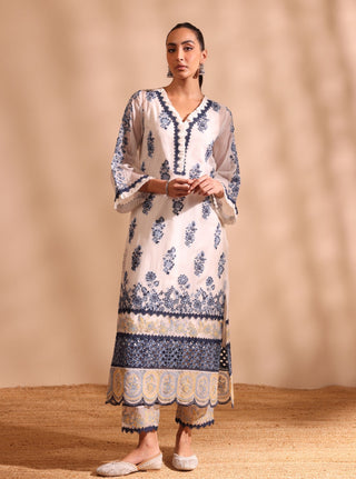 Valara white embroidered kurta set