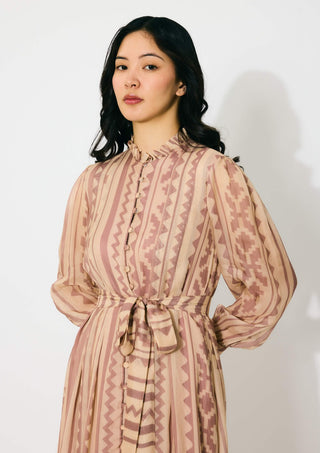 Peach and cream pattern long shirt dress