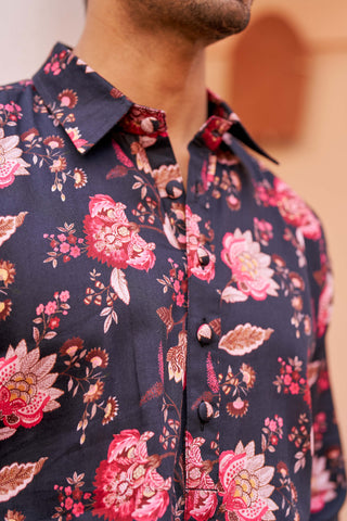 Chhavvi Aggarwal Men-Black Printed Kurta And Pants-INDIASPOPUP.COM