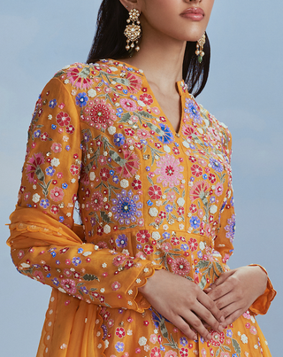 Nachiket Barve-Mango Izmir Kalidar Kurta Set-INDIASPOPUP.COM