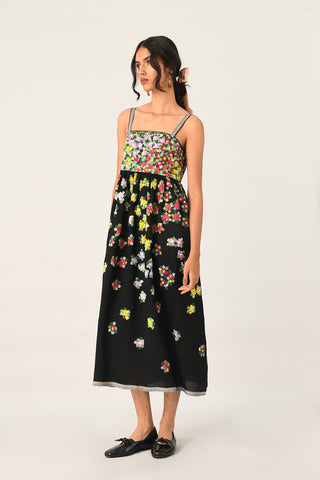 Pendulina black dress