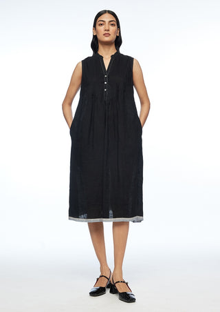 Cymosa black yoke pleated dress