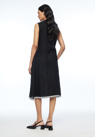 Cymosa black yoke pleated dress