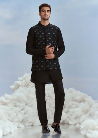 Nachiket Barve Men-Black Pearl Nawab Bundi Set-INDIASPOPUP.COM