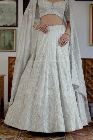 Aab White Embroidered Lehenga Set by Moledro available on Indiaspopup