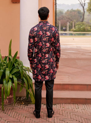 Chhavvi Aggarwal Men-Black Printed Kurta And Pants-INDIASPOPUP.COM
