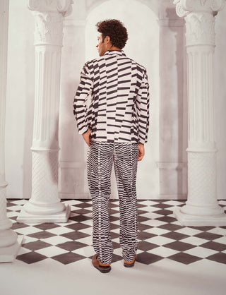 Black & White Byzantine Print Trousers by Nikita Mhaisalkar Men available on Indiaspopup.com