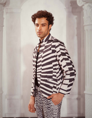 Black & White Byzantine Print Button Down Coat by Nikita Mhaisalkar Men available on Indiaspopup.com