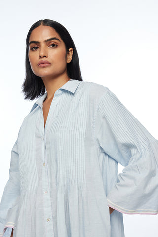 Nitida powder blue pleated tunic