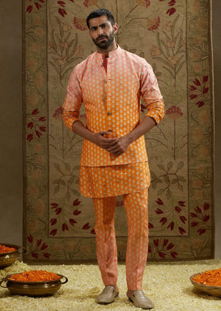 Sva By Sonam And Paras Modi Men Pink Orange Pink Ombre Butti Printed Bundi available on indiaspopup