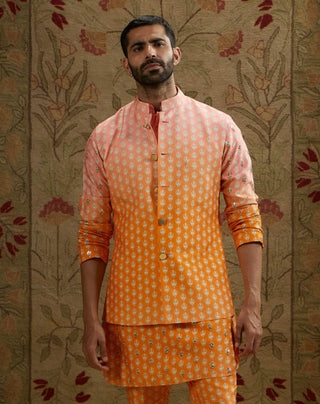 Sva By Sonam And Paras Modi Men Pink Orange Pink Ombre Butti Printed Bundi available on indiaspopup