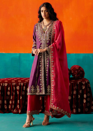 Aman Takyar-Wine Floral Embroidered Kurta Set-INDIASPOPUP.COM
