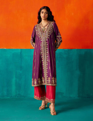 Aman Takyar-Wine Floral Embroidered Kurta Set-INDIASPOPUP.COM