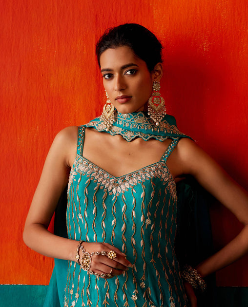 Amarvio Luxe Sharara Set
