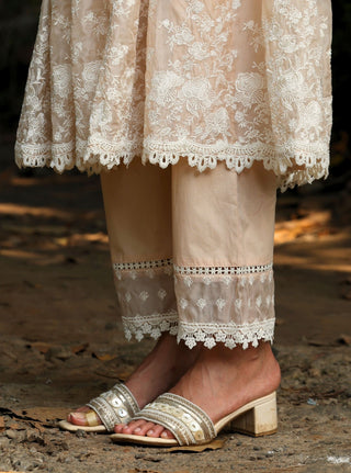 Neesa beige embroidered kurta set