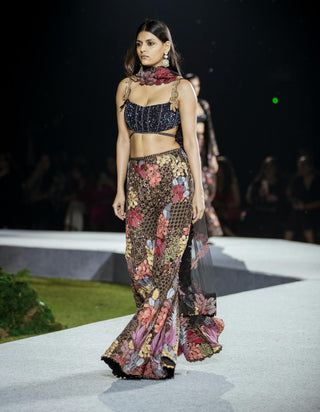 Black dianthus flared pants set