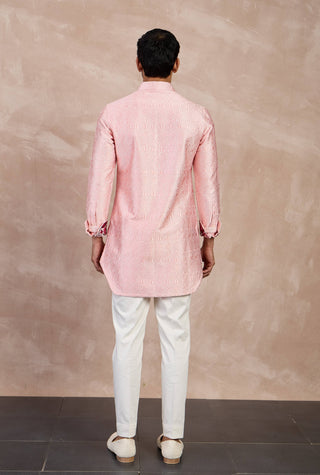 Arjan Dugal Pink Maze Foe Kurta Set available on indiaspopup