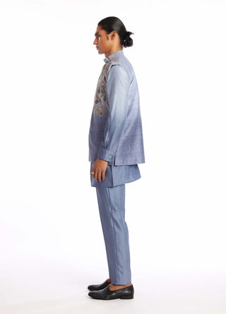 Aisha Rao Men-Nebula Pewter Blue Kurta And Bundi Set-INDIASPOPUP.COM