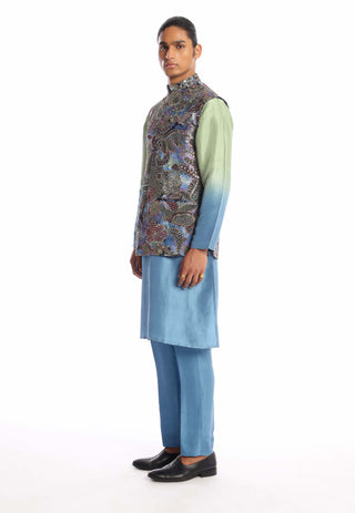 Aisha Rao Men-Motley Carolina Blue Kurta And Bundi Set-INDIASPOPUP.COM