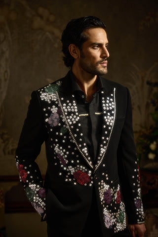Flora nova tuxedo set