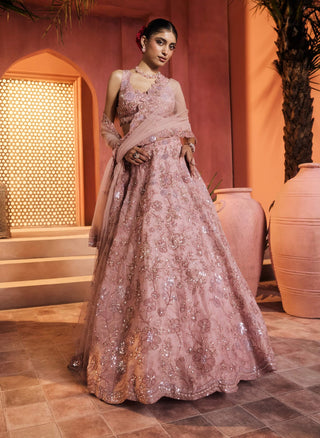 Zarmina onion pink lehenga set