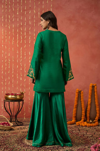Emerald Green Silk Embroidered Short Kurta And Sharara Set by Shivani Bhargava available on Indiaspopup.com