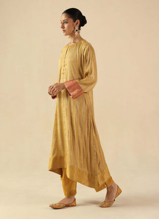 Gauhar gold kurta set