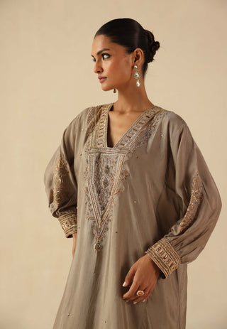 Saaz gold phiran and pants