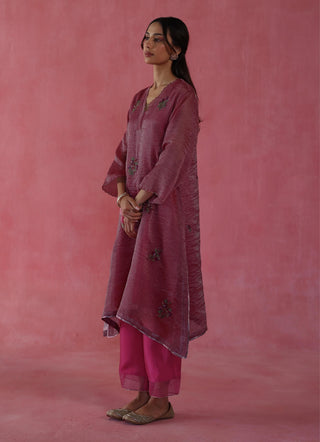 Shakkar Fuchsia Pink Kurta Set by Begum Pret available on Indiaspopup.com