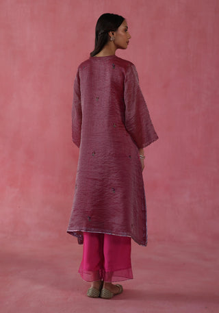 Shakkar Fuchsia Pink Kurta Set by Begum Pret available on Indiaspopup.com