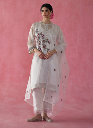 Phirni Ivory Kurta Set by Begum Pret available on Indiaspopup.com