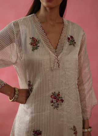 Shakkar Ivory Kurta Set by Begum Pret available on Indiaspopup.com